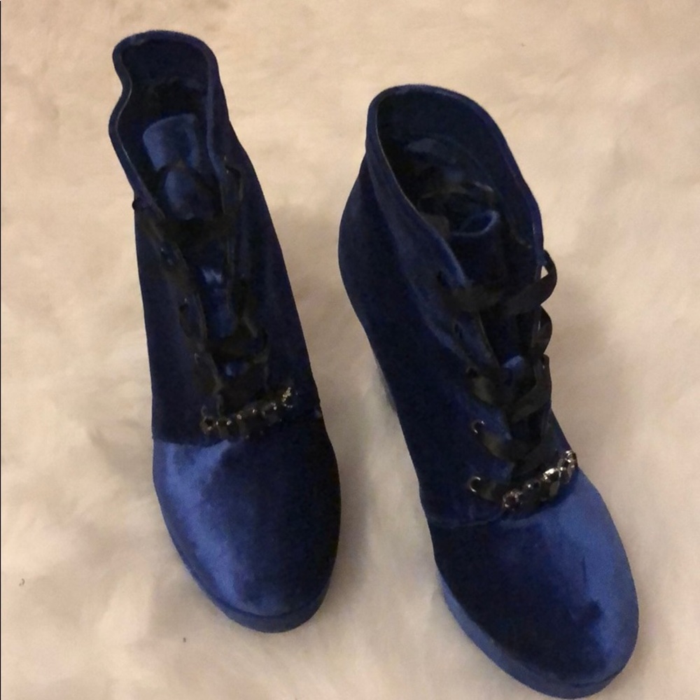 Betsey Johnson Suede Booties